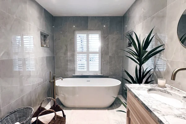 Bathroom shutters