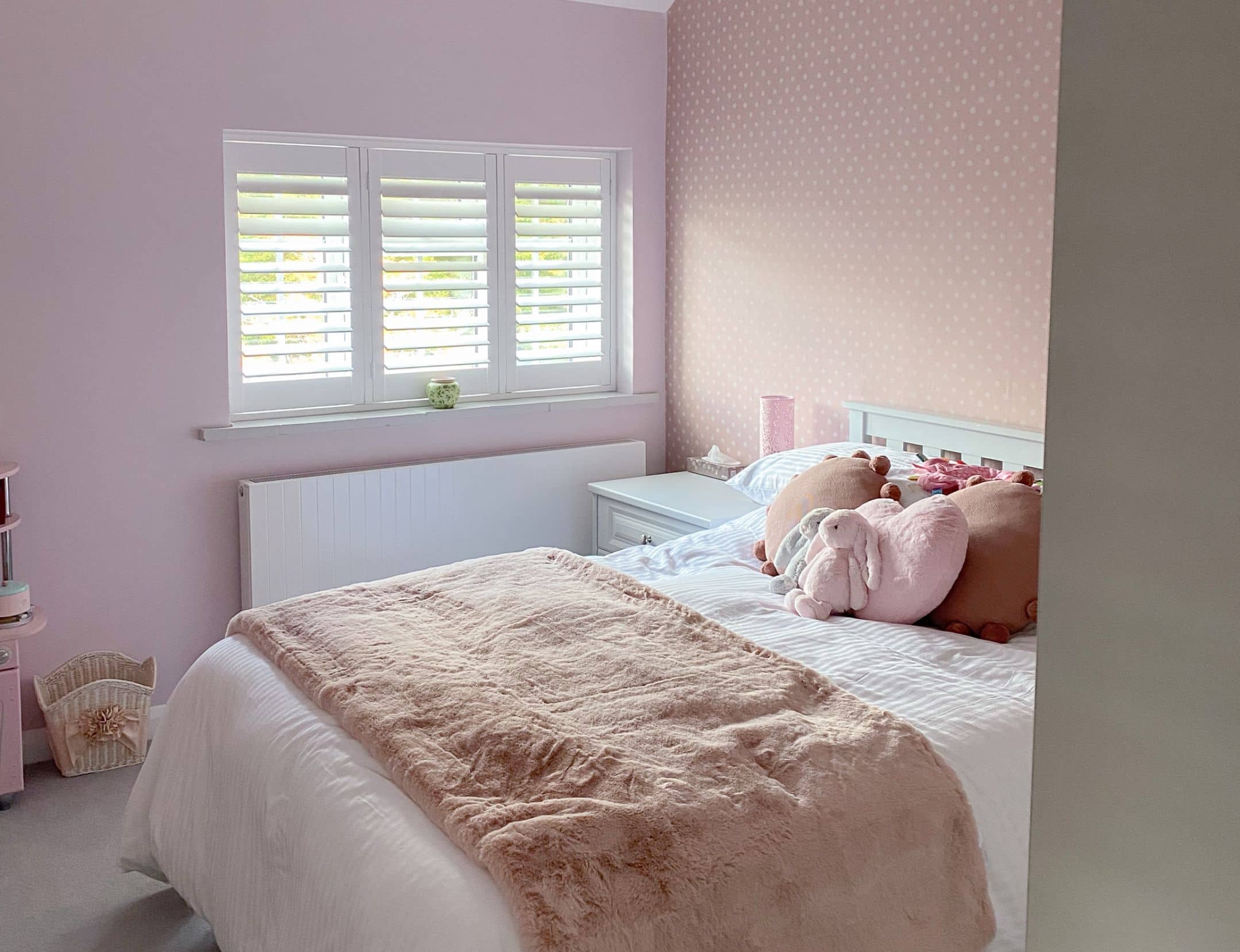 bedroom shutters in beaconsfield