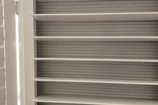 Close-up blackout shutters