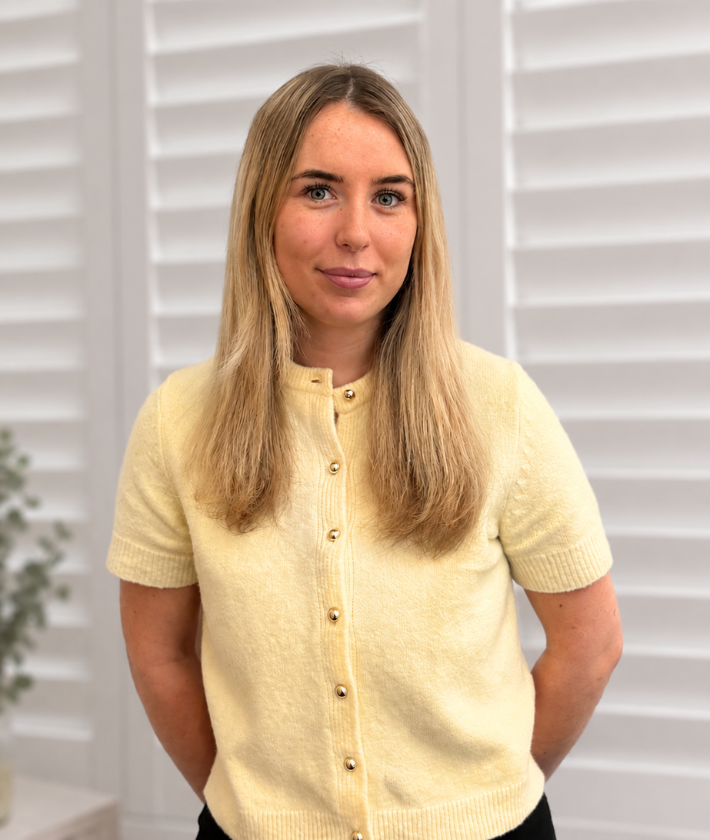 Hollie - Sales